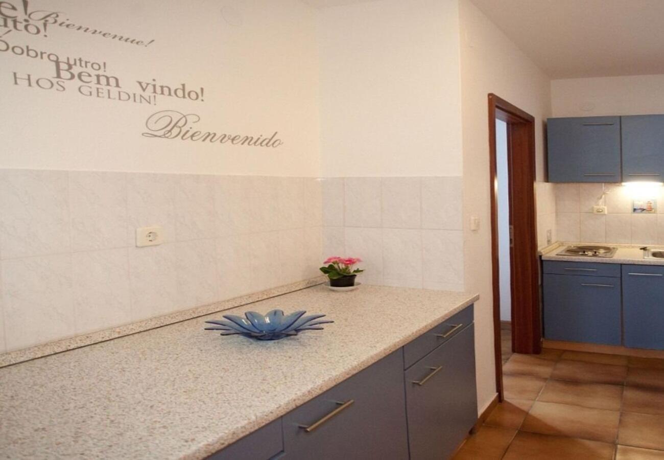 Apartments Filip Trogir Exterior photo