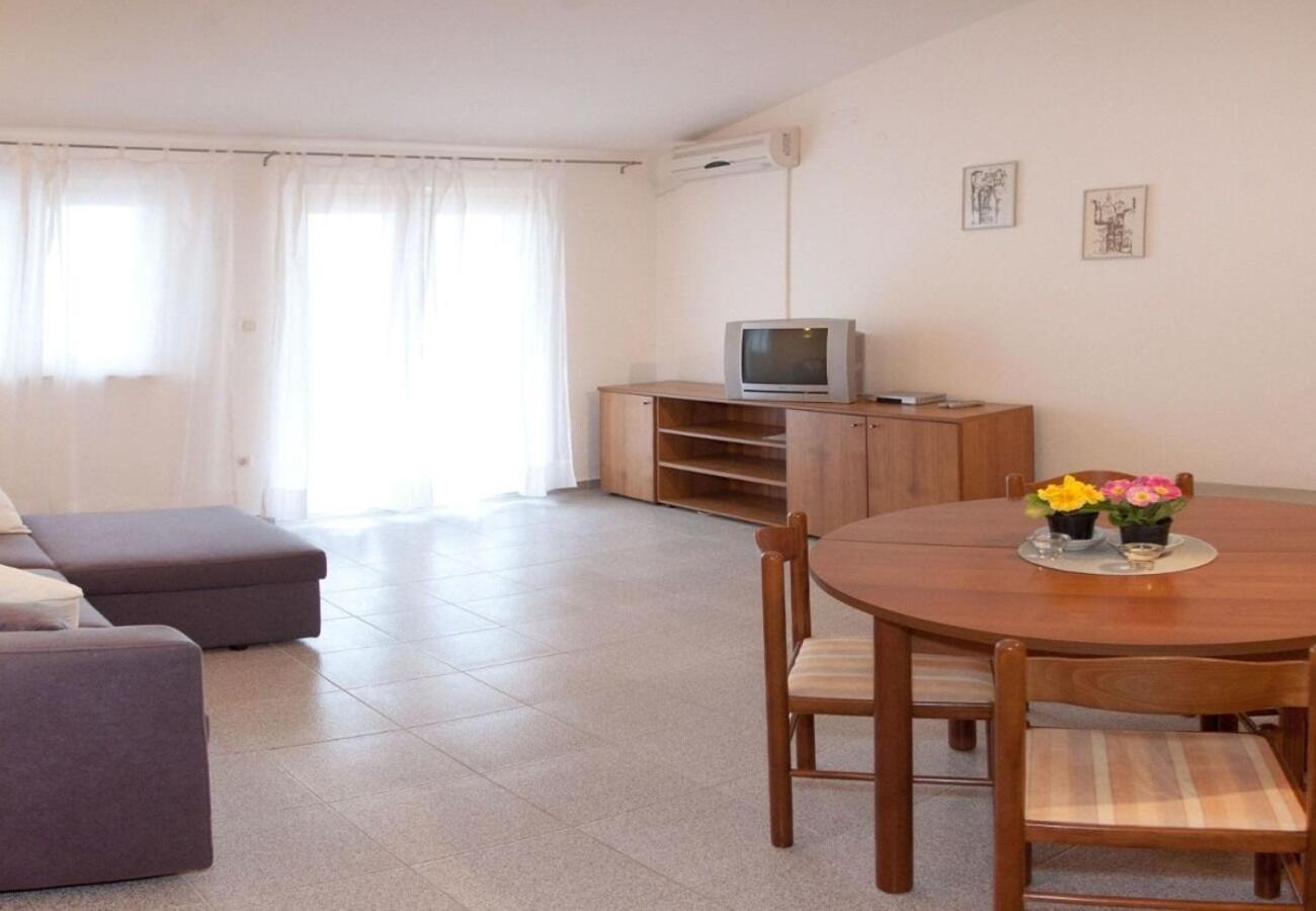 Apartments Filip Trogir Exterior photo